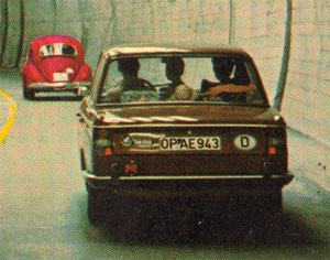 auto in tunnel...