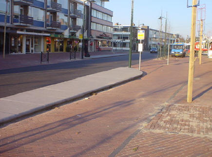 bushalte raadhuisplein