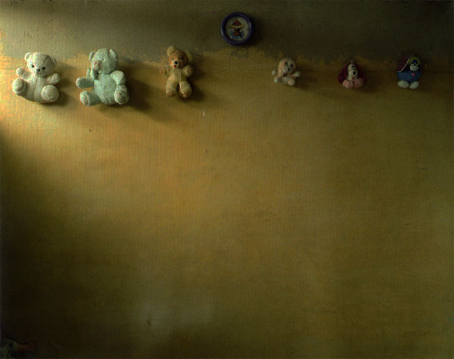 wand met knuffels