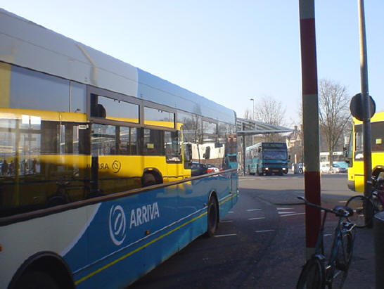 busstation groningen - bus in bus...