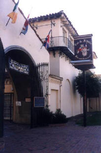 the cat and fiddle