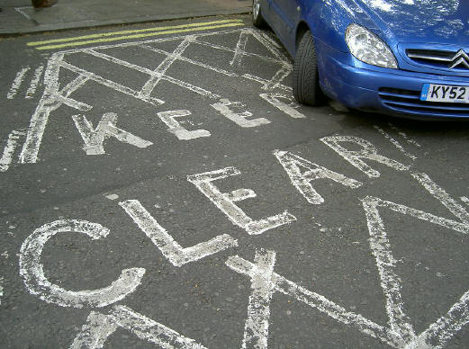 keep clear!