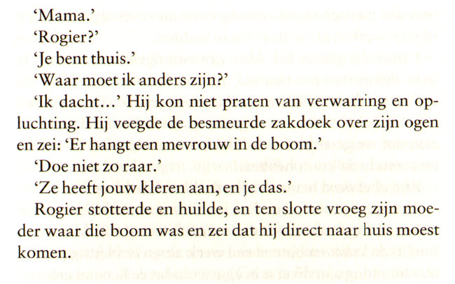 er hangt een mevrouw in de boom...