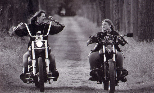 vrouwen op de motor...