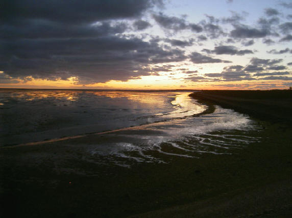 zonsondergang aan de waddenkant...