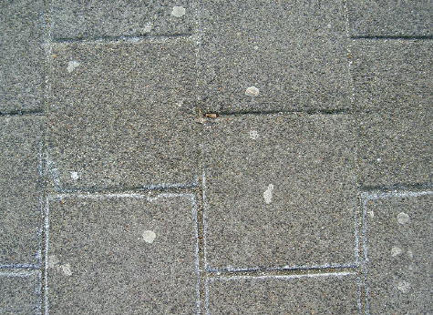 peuk, sporen van kauwgum