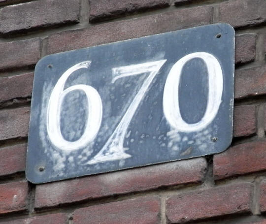 nummer 670 langs een amsterdamse gracht