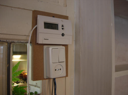 stopcontact en thermostaat