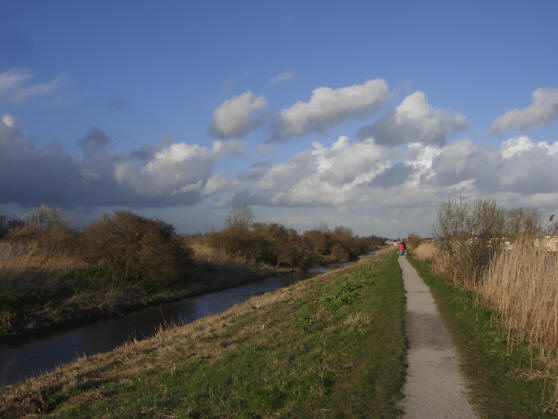 wandelpad onder hollandse lucht...