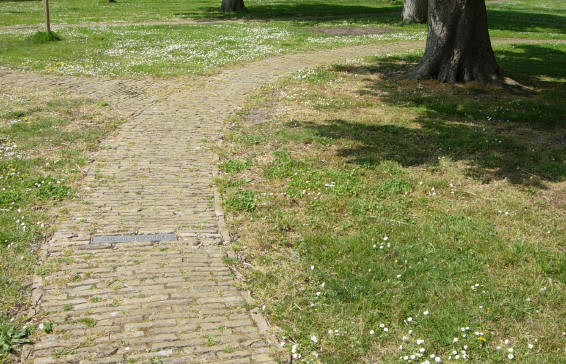 paadje met exotische plaatsnamen...