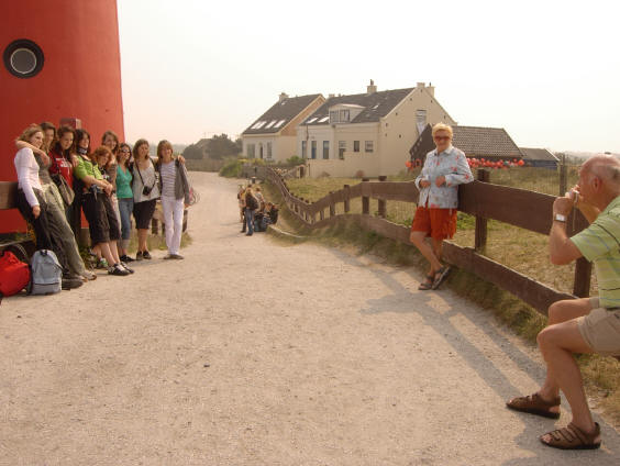 meneer, wilt u wel even een foto van ons maken?...