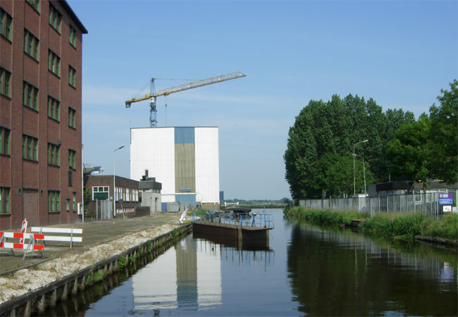 de eerste brug