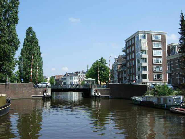het oudste flatgebouw van groningen...