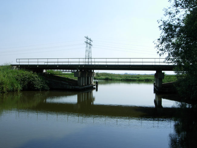 brug bij de polders