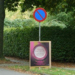 een verwarrend bord langs de weg…