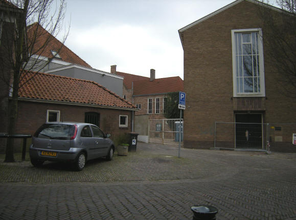 niet bepaald spectaculaire architectuur...