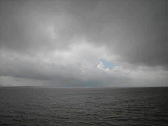 een blauw gaatje in de lucht...