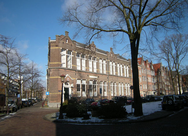 een paar stappen achteruit...