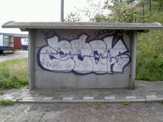 de bus moet het aan de overkant maar overnemen...