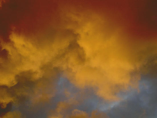 en dan schemerde er ineens weer wat blauw door...