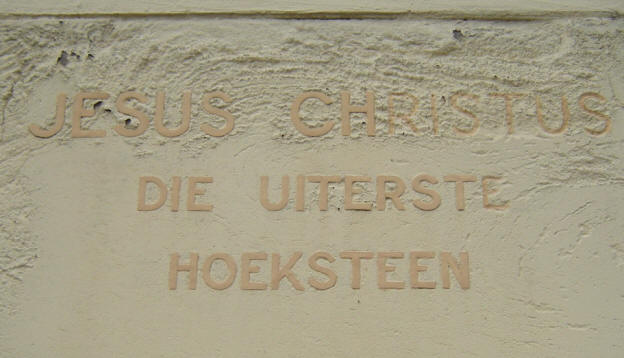 die uiterste hoeksteen...