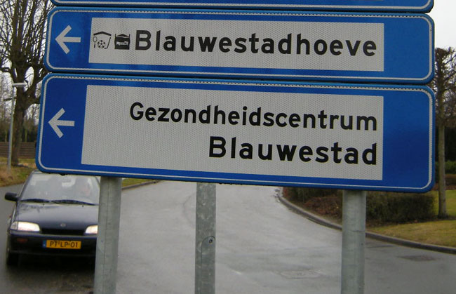 de naam blauwe stad wordt al druk gebruikt, terwijl het nu vooral nog een bruine modderpoel is...