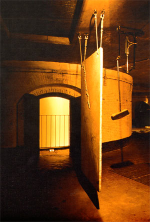 marmeren gong in fort asperen...
