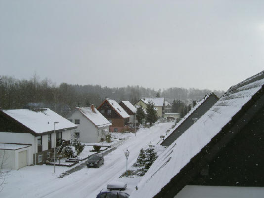 en de sneeuw bleef liggen...