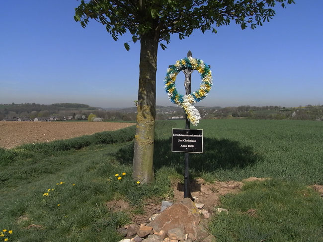 anderhalve eeuw oud, bovenop een berg