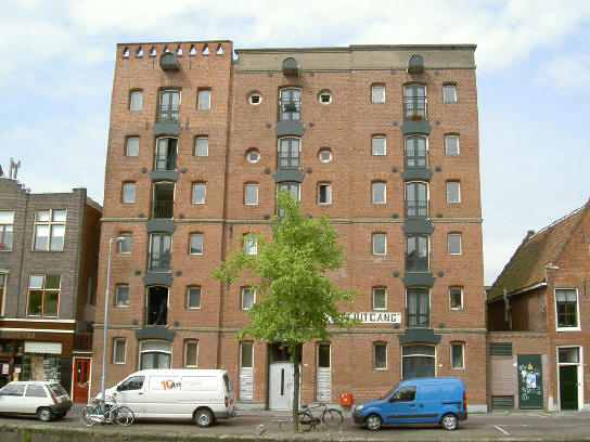 de vooruitgang, omgebouwd tot appartementencomplex...