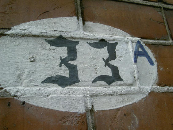 en twee nog knulliger drieën - 33a