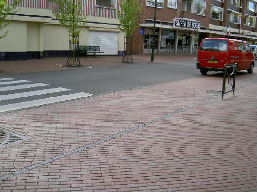 snel! de straat op!...
