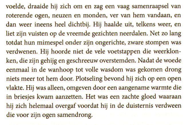 hij haalde uit, telkens weer...