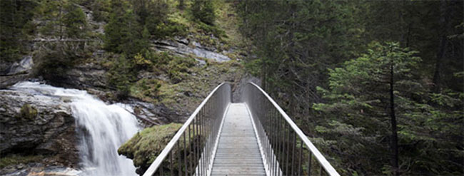 brug over de flem