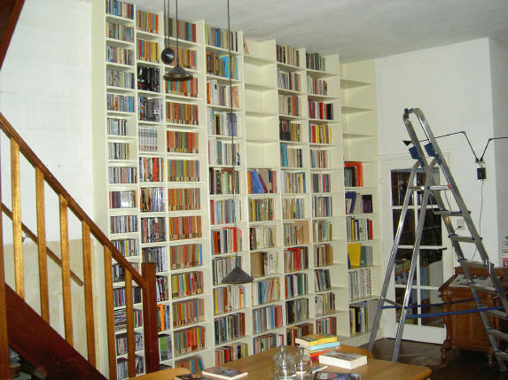 340 bij 310 centimeter boekenkast...