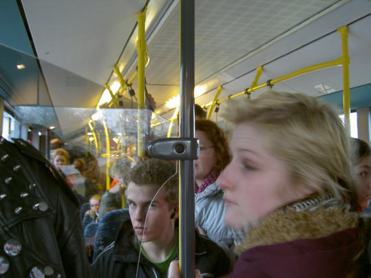 stampvolle bus...