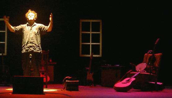 soms werden de anecdotes wat theatraal aangekleed...