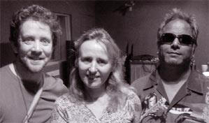 trio re-orient, met rechts baluji shrivastav...