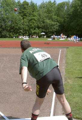 en daar ging de kogel, over een respectabele afstand...