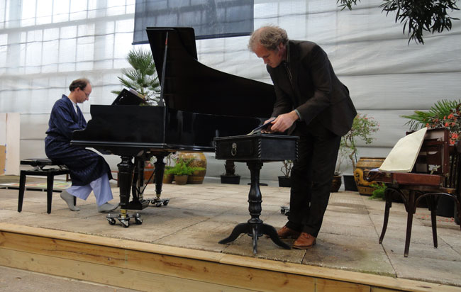 pianist maarten van veen en verteller huib ramaer