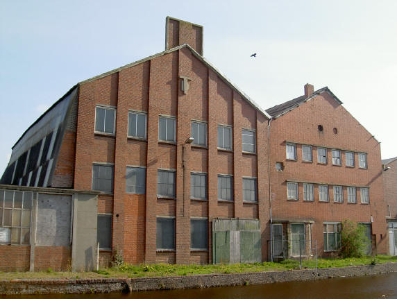 een apart gebouw...