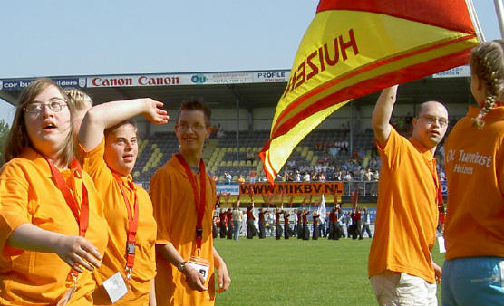 bij de opening