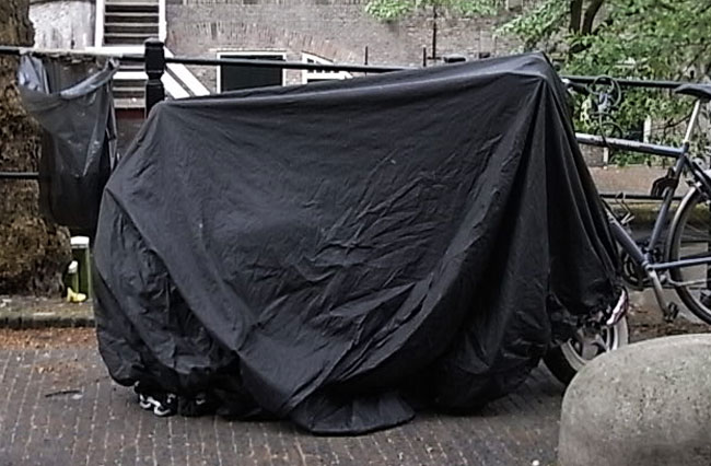wat slordig gedrapeerd...
