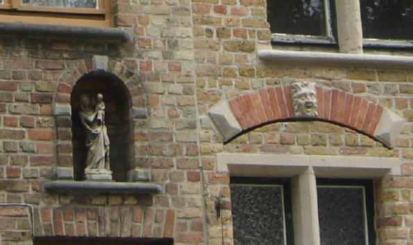bescheiden maria...