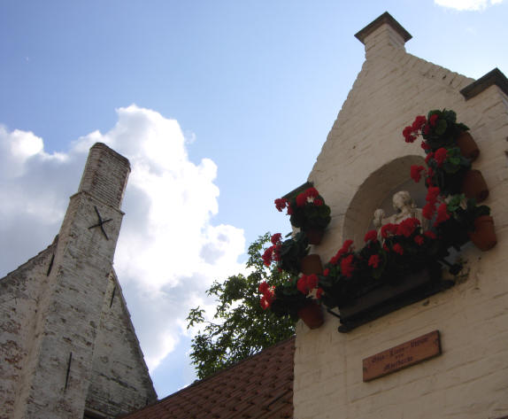 een maria in de bloemen...