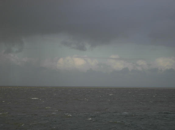 regen in de verte en onwaarschijnlijke kleuren...