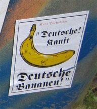 mapping the streets of trier 62 – stickers op lantaarnpalen