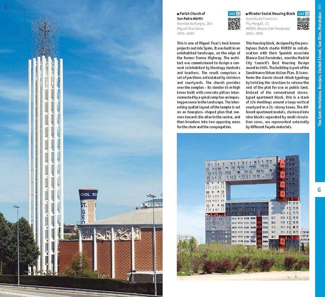 een kerk en sociale woningbouw