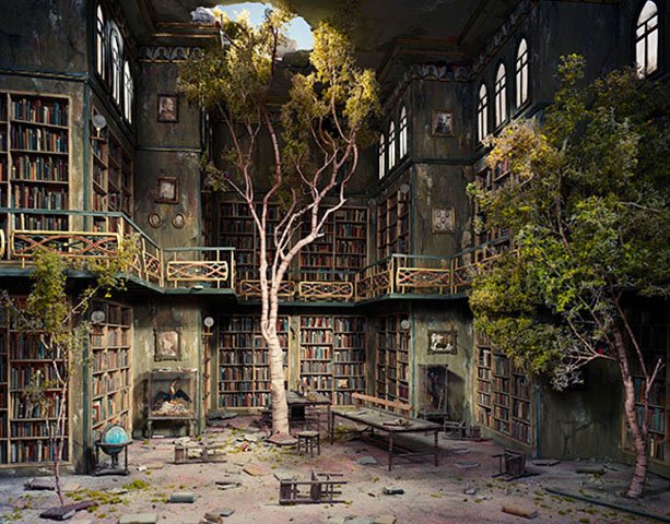 Lori Nix, bibliotheek, 2007 Lori Nix, bibliotheek, 2007