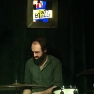 spinifex soufifex live in een garage in neeritter